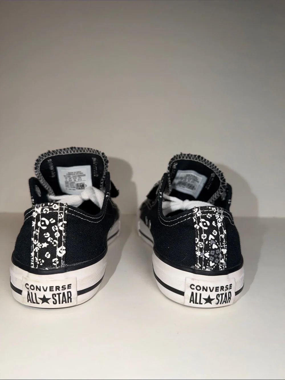 Converse Chuck Taylor All Star Double Tongue Low Top Black Floral Juniors Size 3